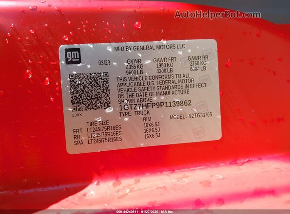 1GTZ7HFP9P1139862 2023 GMC SAVANA CARGO Red ძრავის განყოფილების ხედი