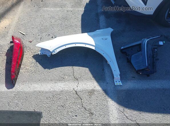 1GYAZAR42RF196386 2024 CADILLAC XT4 White 