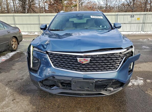 1GYFZDR46RF246620 2024 CADILLAC XT4 Blue Widok z przodu