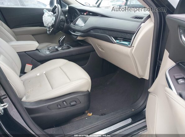 1GYFZDR48NF127705 2022 CADILLAC XT4 Black Widok wnętrza z przodu