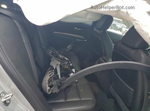 1GYFZDR49NF131732 2022 CADILLAC XT4 Silver Вид задньої частини салону