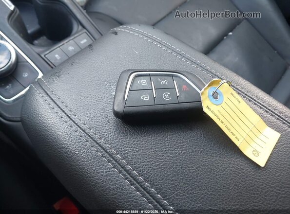 1GYFZDR49RF100387 2024 CADILLAC XT4 White Widok deski rozdzielczej