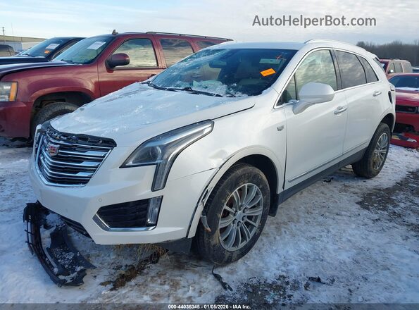 1GYKNCRS4JZ242555 2018 CADILLAC XT5 Белый Передняя левая четверть