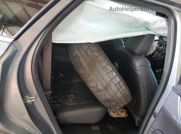 1GYKNDRS0PZ143732 2023 CADILLAC XT5 Silver Rear interior view
