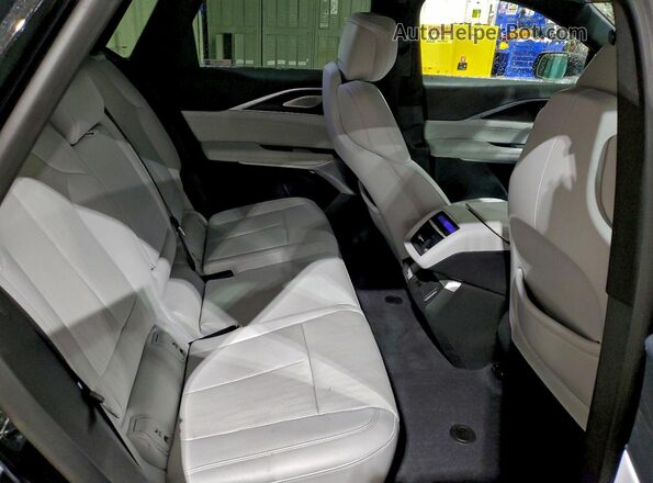 1GYKPWRL9RZ104817 2024 CADILLAC OTHER Black Вид задньої частини салону