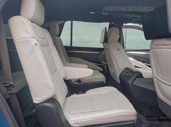 1GYS9GRL5SR200823 2025 CADILLAC ESCALADE Blue Вид задньої частини салону