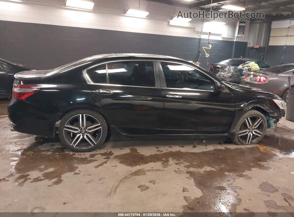 1HGCR2F14HA298431 2017 HONDA ACCORD Black Вид задньої частини салону