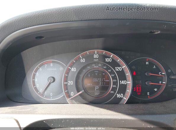1HGCR2F53HA108122 2017 HONDA ACCORD White უკანა სავარძლების ხედი