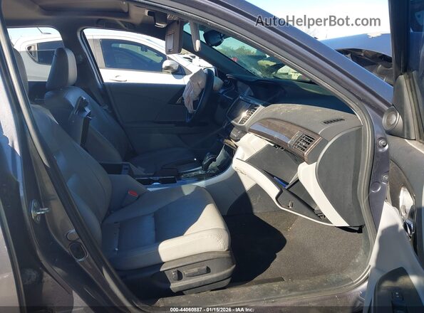 1HGCR3F84GA017391 2016 HONDA ACCORD Gray Front interior view