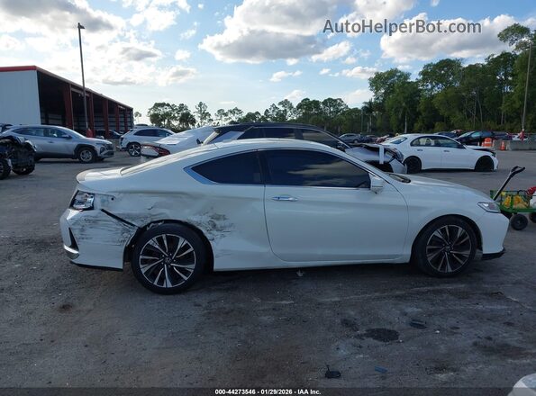 1HGCT1B88HA005371 2017 HONDA ACCORD White უკანა სალონის ხედი