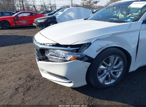 1HGCV1F11JA212939 2018 HONDA ACCORD White Դիմացի տեսք