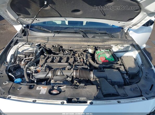 1HGCV1F11JA212939 2018 HONDA ACCORD White Հետևի տեսք