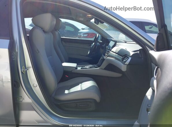 1HGCV3F99LA001900 2020 HONDA ACCORD HYBRID Silver 