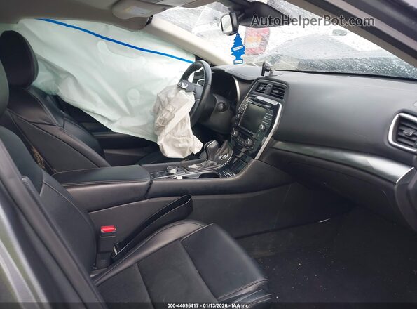 1N4AA6CV2PC511459 2023 NISSAN MAXIMA Серый Вид салона спереди