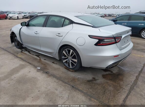 1N4AA6CV9LC369136 2020 NISSAN MAXIMA Серебряный Задняя левая четверть