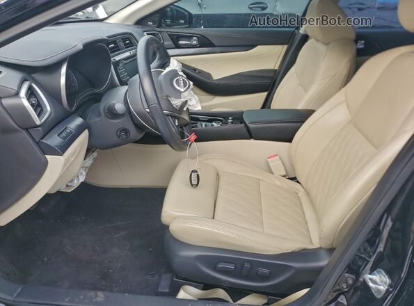 1N4AA6FVXPC511897 2023 NISSAN MAXIMA PLATINUM Gray Front interior view