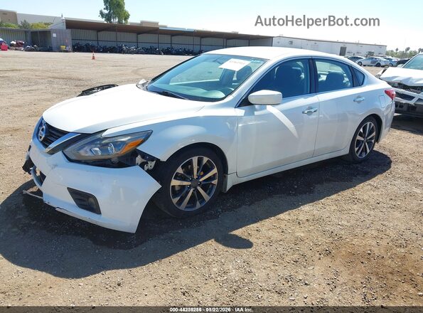 1N4AL3AP1GC292586 2016 NISSAN ALTIMA Белый Передняя левая четверть