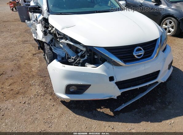 1N4AL3AP1GC292586 2016 NISSAN ALTIMA Белый Вид спереди