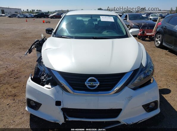1N4AL3AP1GC292586 2016 NISSAN ALTIMA Белый Вид щитка приборов