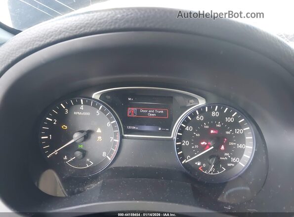 1N4AL3AP1HC231837 2017 NISSAN ALTIMA Red Vista de los asientos traseros