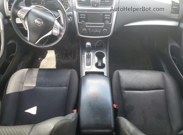 1N4AL3AP1HN349553 2017 NISSAN ALTIMA White Вид панелі приладів