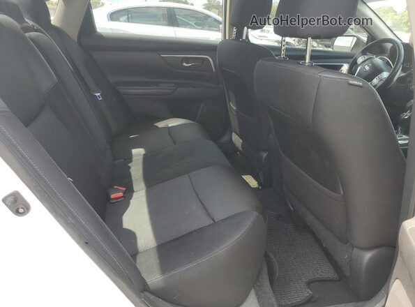 1N4AL3AP1HN349553 2017 NISSAN ALTIMA White Вид задніх сидінь