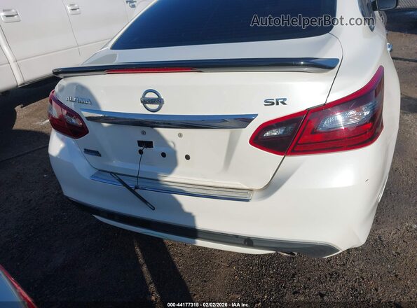 1N4AL3AP2HC214769 2017 NISSAN ALTIMA White 