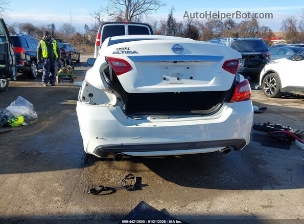 1N4AL3AP3JC264487 2018 NISSAN ALTIMA Белый Вид спереди