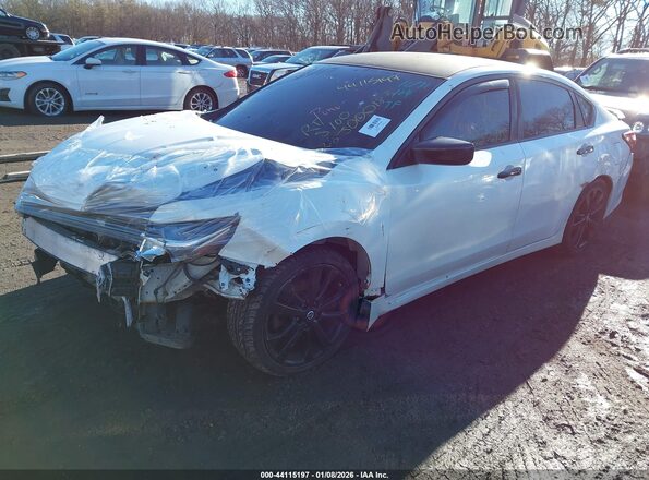 1N4AL3AP4HC474011 2017 NISSAN ALTIMA White Przód lewy