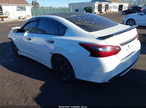1N4AL3AP4HC474011 2017 NISSAN ALTIMA White Tył lewy