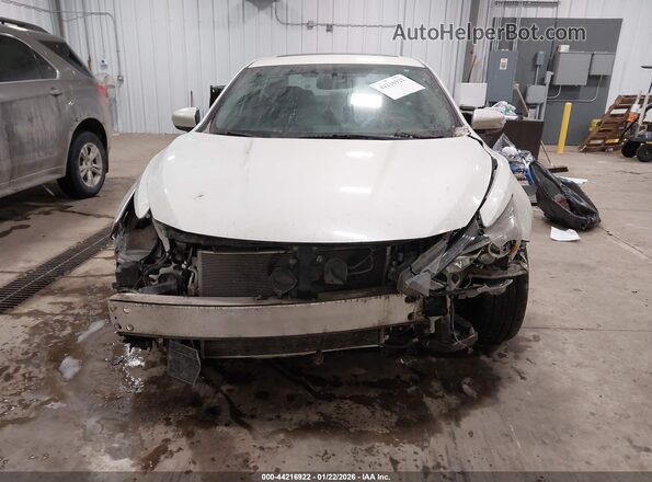 1N4AL3AP6HC119714 2017 NISSAN ALTIMA White Vista interior trasera