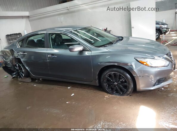 1N4AL3AP6JC257761 2018 NISSAN ALTIMA Серый Вид задней части салона