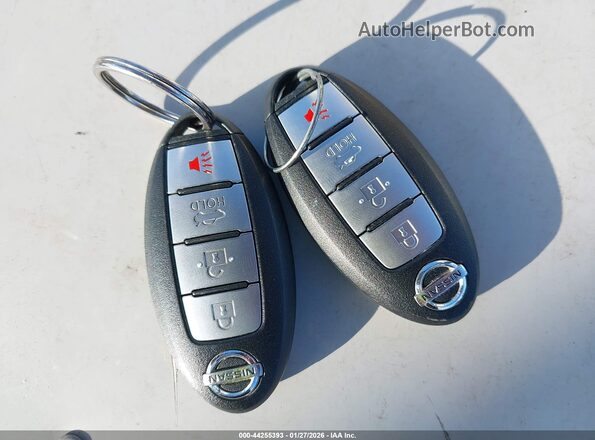 1N4AL3AP7HC141673 2017 NISSAN ALTIMA Silver Vista del salpicadero