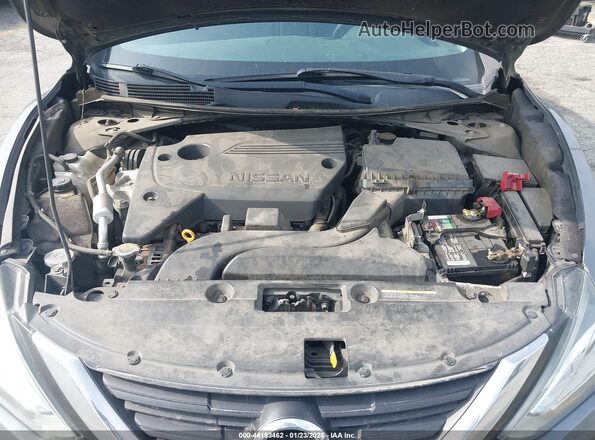 1N4AL3AP7HN306996 2017 NISSAN ALTIMA Silver Rear view