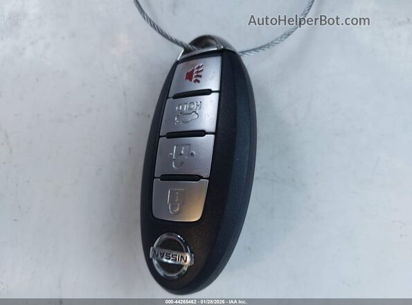 1N4AL3AP8HN334340 2017 NISSAN ALTIMA Красный Вид панели приборов