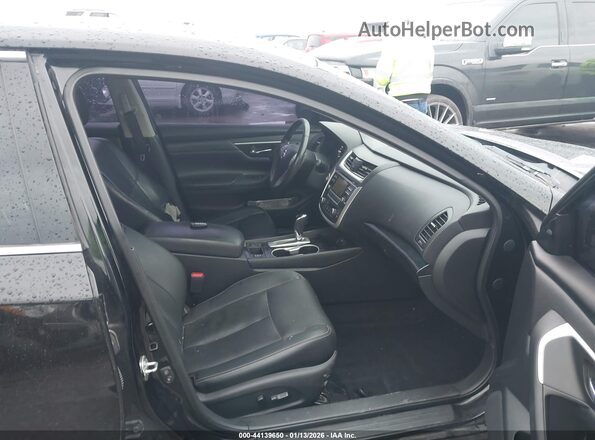 1N4AL3AP9HC201498 2017 NISSAN ALTIMA Black Front interior view