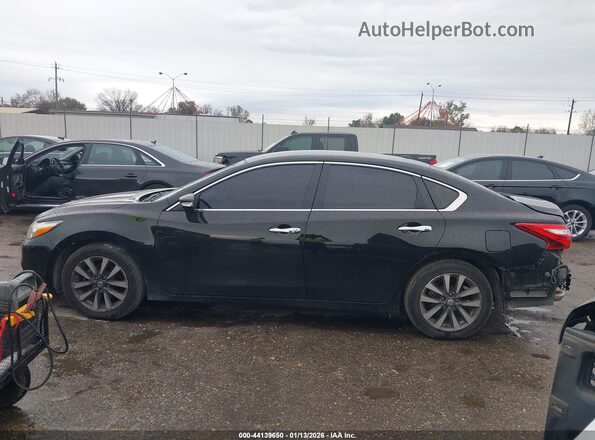 1N4AL3AP9HC201498 2017 NISSAN ALTIMA Black 360 interior view