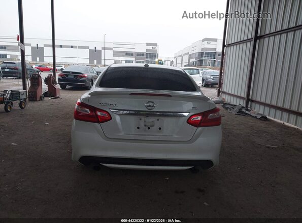 1N4AL3AP9HC226000 2017 NISSAN ALTIMA White 