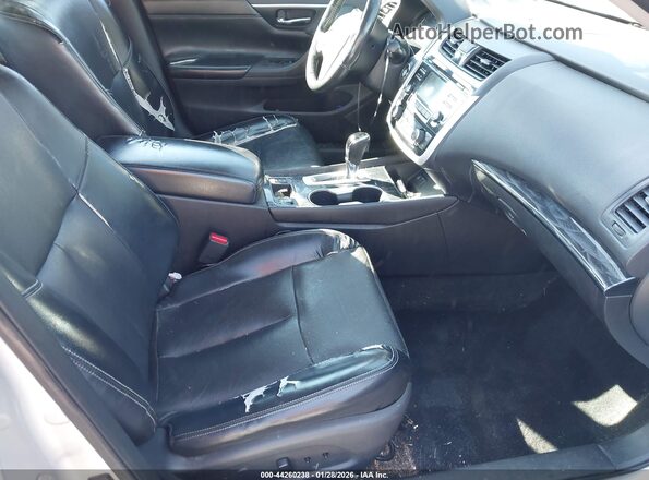 1N4AL3APXJC169781 2018 NISSAN ALTIMA Silver წინა სალონის ხედი