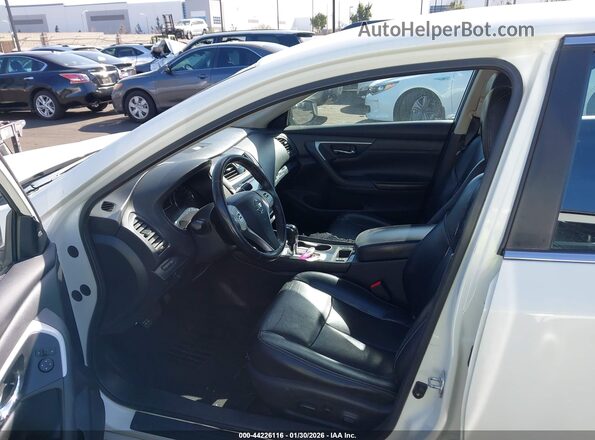 1N4AL3APXJC173166 2018 NISSAN ALTIMA White Սալոնի դիմացի տեսք