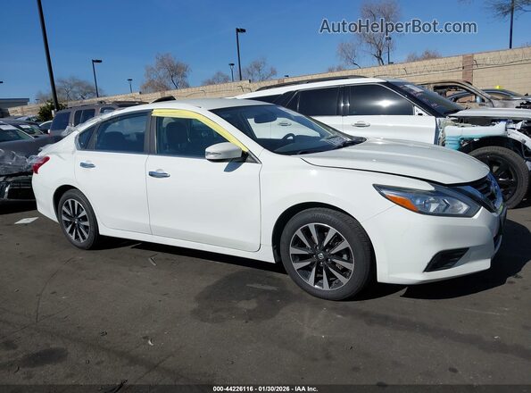 1N4AL3APXJC173166 2018 NISSAN ALTIMA White Սալոնի 360 աստիճան տեսք
