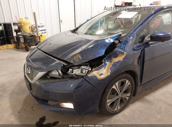 1N4AZ1CP1JC304811 2018 NISSAN LEAF Blue Widok z przodu