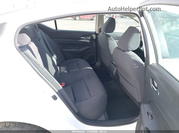 1N4BL4BV2LC120228 2020 NISSAN ALTIMA White Widok naklejki z numerem VIN