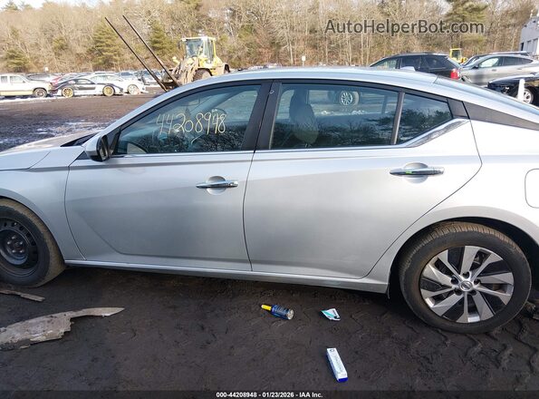 1N4BL4BV8LC159552 2020 NISSAN ALTIMA Silver 360 interior view