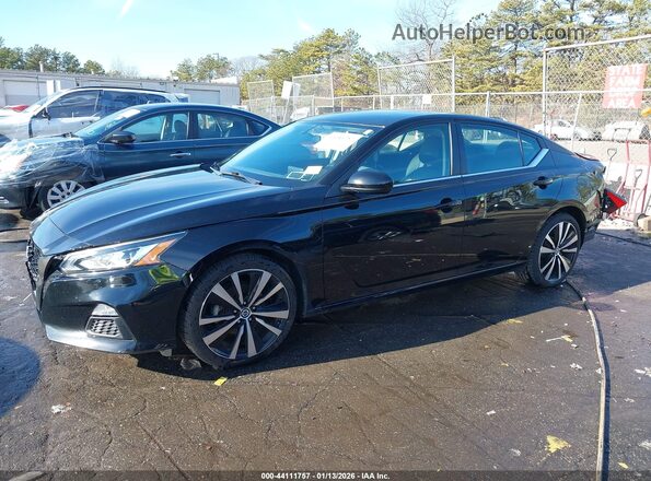 1N4BL4CV2KN320687 2019 NISSAN ALTIMA Black 360 interior view