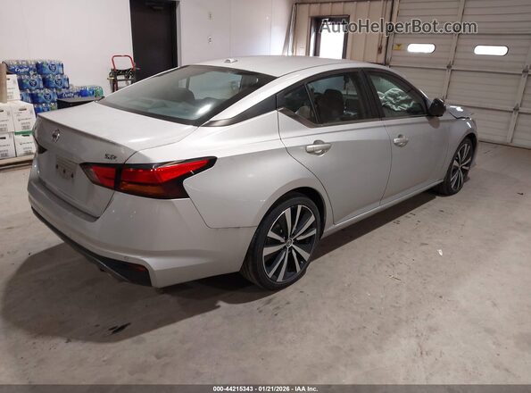1N4BL4CV2MN372033 2021 NISSAN ALTIMA Silver Tył prawy