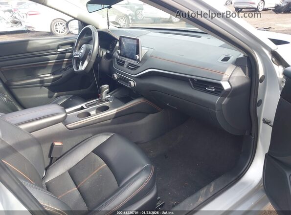 1N4BL4CV2NN401547 2022 NISSAN ALTIMA Silver Սալոնի դիմացի տեսք