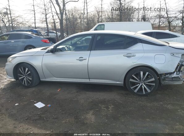 1N4BL4CV2NN401547 2022 NISSAN ALTIMA Silver Սալոնի 360 աստիճան տեսք
