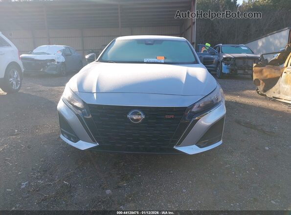 1N4BL4CV2RN429337 2024 NISSAN ALTIMA Silver უკანა სალონის ხედი