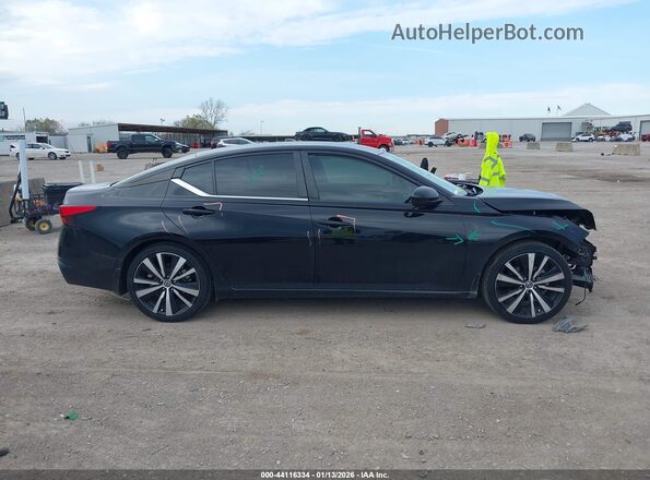 1N4BL4CV6NN359433 2022 NISSAN ALTIMA Black Սալոնի հետևի տեսք